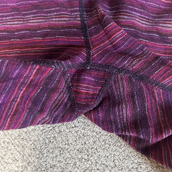 Lululemon high rise Wunder under crop size 6 - Picture 3 of 4